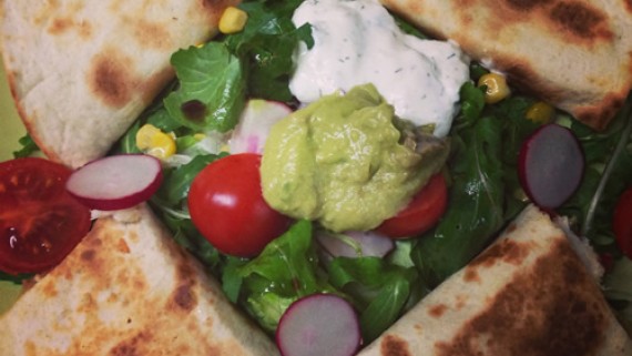 Vege quesadilla iz Bistro Toć jelovnika